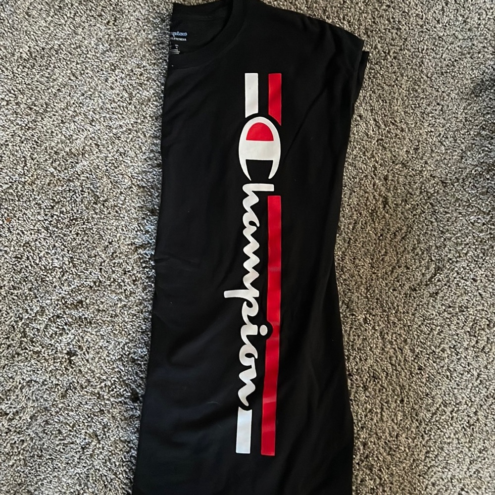 Champion tee
